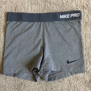 Women’s Nike Pro Shorts Size Small